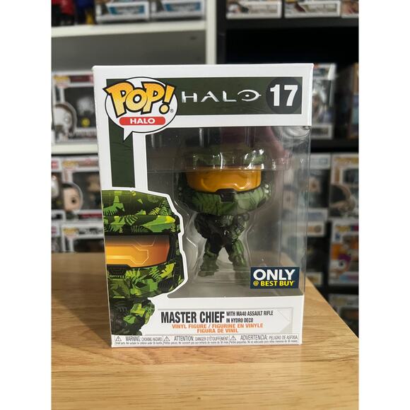 EXCLUSIVE VAULTED Master Chief MA40 Assault Rifle Hydro Deco Funko Pop #17 Halo - Picture 1 of 6